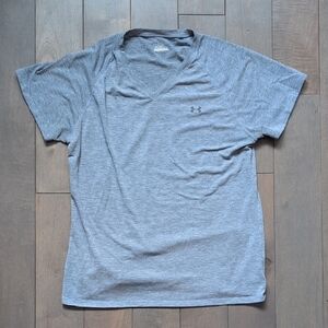 Under Armour Women's Medium T-Shirt